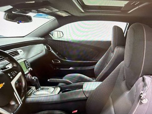 Used 2014 Chevrolet Camaro LT RWD image 7