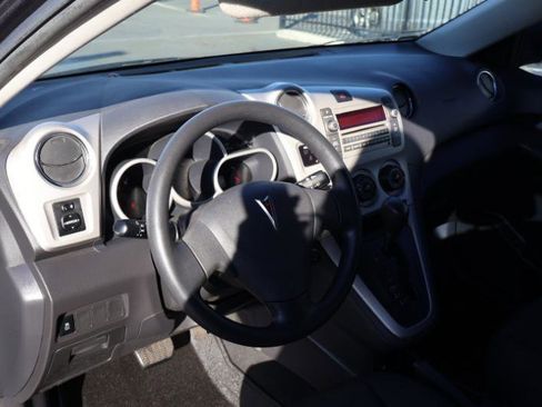 Used 2009 Pontiac Vibe 4dr HB FWD w/ Preferred Package image 12