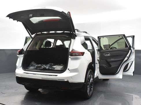 New 2026 Nissan Rogue Platinum w/ Platinum Premium Package image 35
