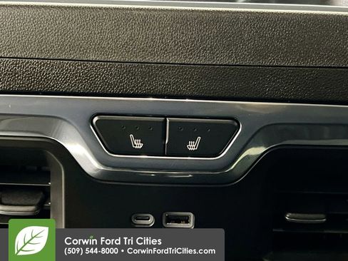 Used 2025 GMC Sierra 3500 Denali w/ Denali Reserve Package image 29