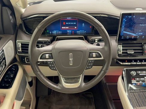 Used 2023 Lincoln Navigator L Black Label AWD/4WD image 10