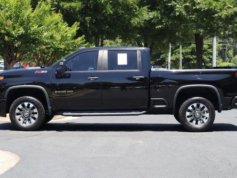 Used 2024 Chevrolet Silverado 2500 Custom w/ Custom Value Package AWD/4WD image 5