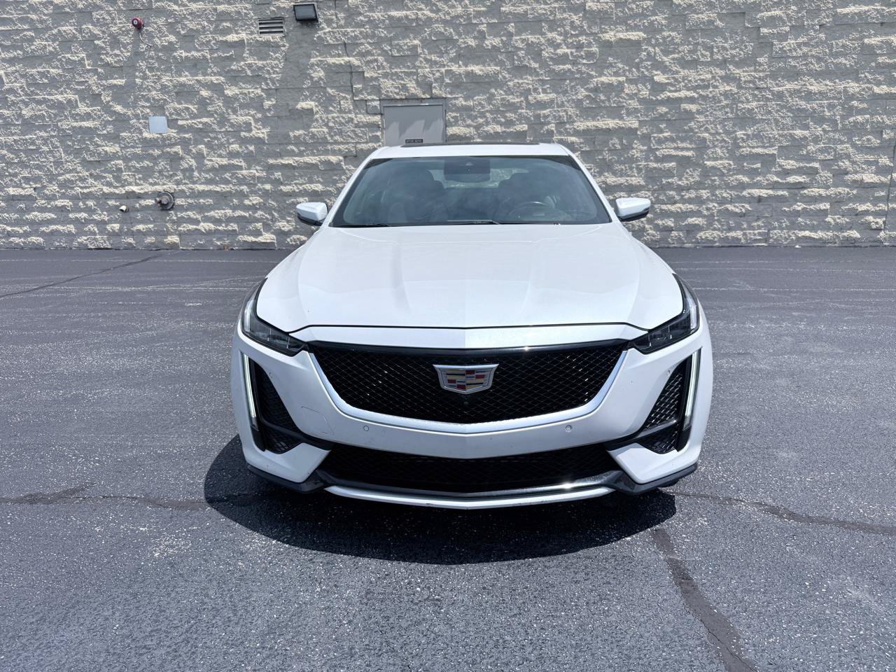 Used 2023 Cadillac CT5 Sport w/ Super Cruise 1 Package AWD/4WD image 5