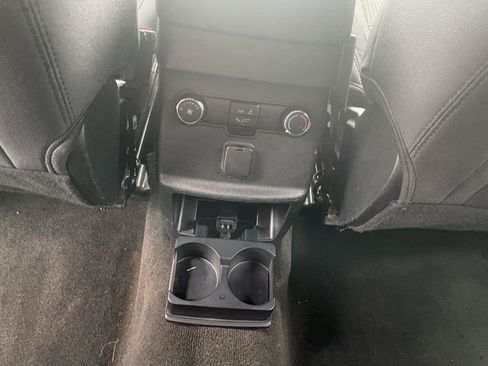 Used 2018 Ford Explorer XLT w/ Equipment Group 201A AWD/4WD image 25