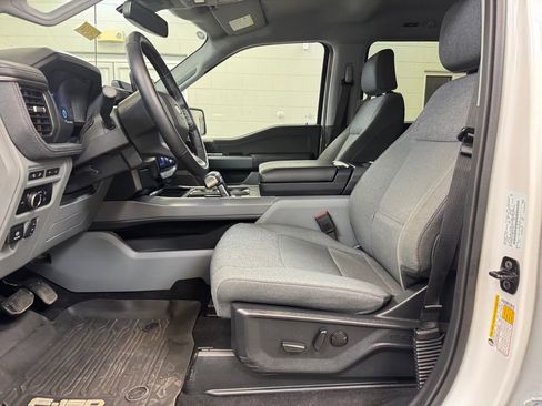 Used 2024 Ford F150 Lightning Flash image 10