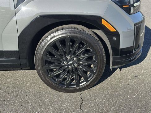 Used 2025 Hyundai Santa Fe Calligraphy image 12