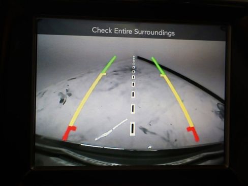 Used 2014 Jeep Grand Cherokee Limited w/ Luxury Group II image 30