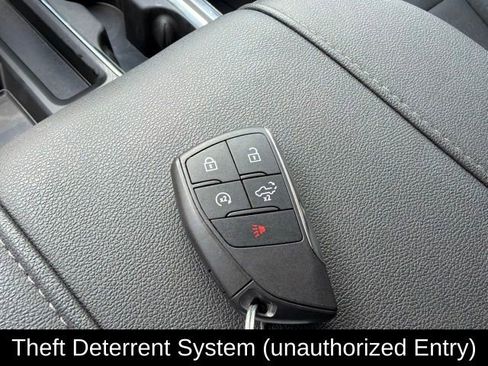 Used 2026 Chevrolet Silverado 1500 LT Trail Boss w/ Convenience Package II AWD/4WD image 35