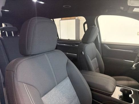 Used 2026 GMC Acadia Elevation w/ Black Edition AWD/4WD image 38