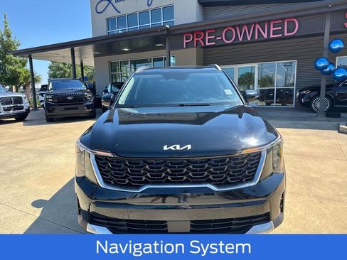 Used 2025 Kia Sorento S w/ Panoramic Sunroof Package FWD image 2