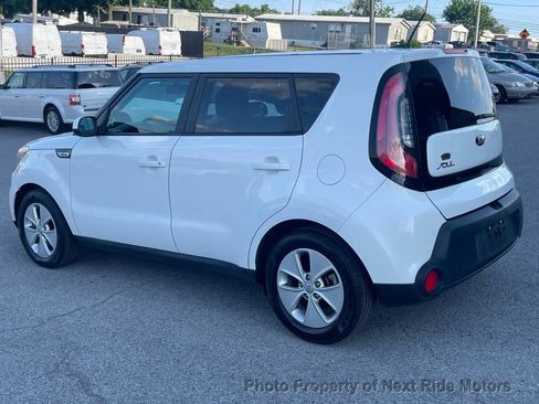 Used 2016 Kia Soul FWD image 5