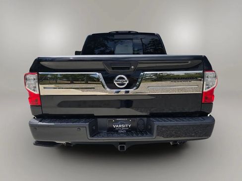 Used 2017 Nissan Titan Platinum Reserve AWD/4WD image 6
