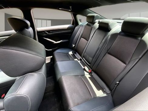 Used 2020 Honda Accord Sport image 19