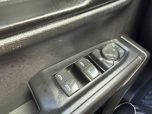 Used 2022 Chevrolet Silverado 1500 Custom w/ Safety Confidence Package AWD/4WD image 35