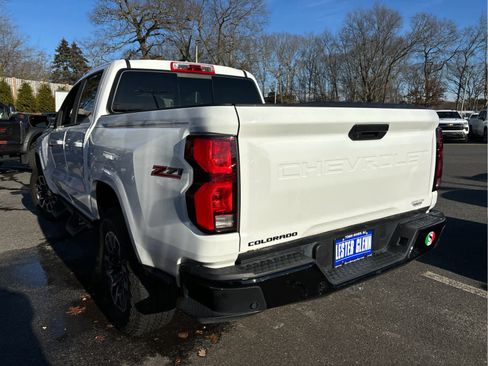 Certified 2024 Chevrolet Colorado Z71 w/ Safety Package image 34