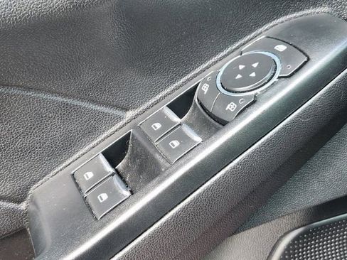 Used 2022 Ford Escape SE w/ Convenience Package image 21