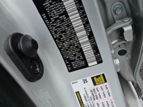 Used 2024 Toyota Corolla LE image 10