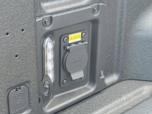 New 2025 Ford Maverick Lobo image 10