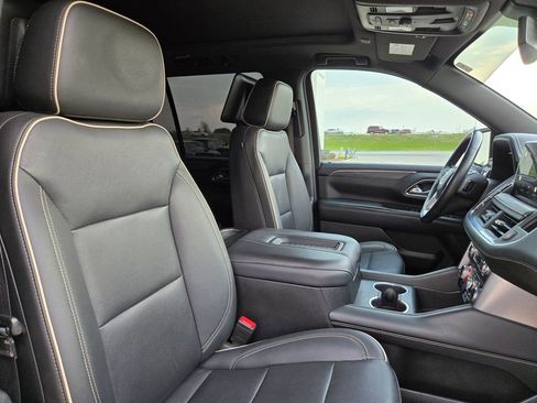 Used 2022 GMC Yukon SLT image 30