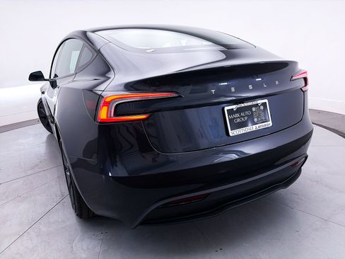 Used 2024 Tesla Model 3 Standard Range RWD image 9