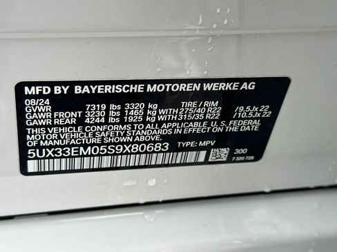 Certified 2025 BMW X7 M60i w/ Climate Comfort Package image 40
