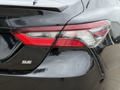 Used 2024 Toyota Camry SE FWD image 6