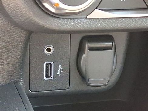 New 2025 Nissan Versa S w/ Trunk Package image 20