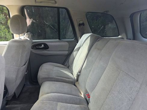 Used 2006 Chevrolet TrailBlazer LS AWD/4WD image 9
