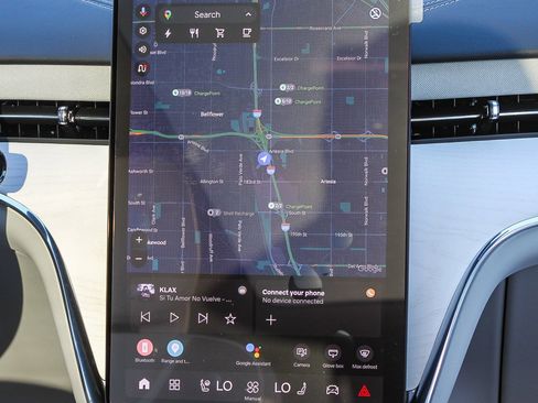 New 2025 Volvo EX90 Ultra w/ Protection Package Premier image 17