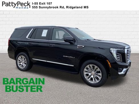 Used 2025 GMC Yukon Denali image 1