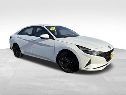 Used 2021 Hyundai Elantra Blue