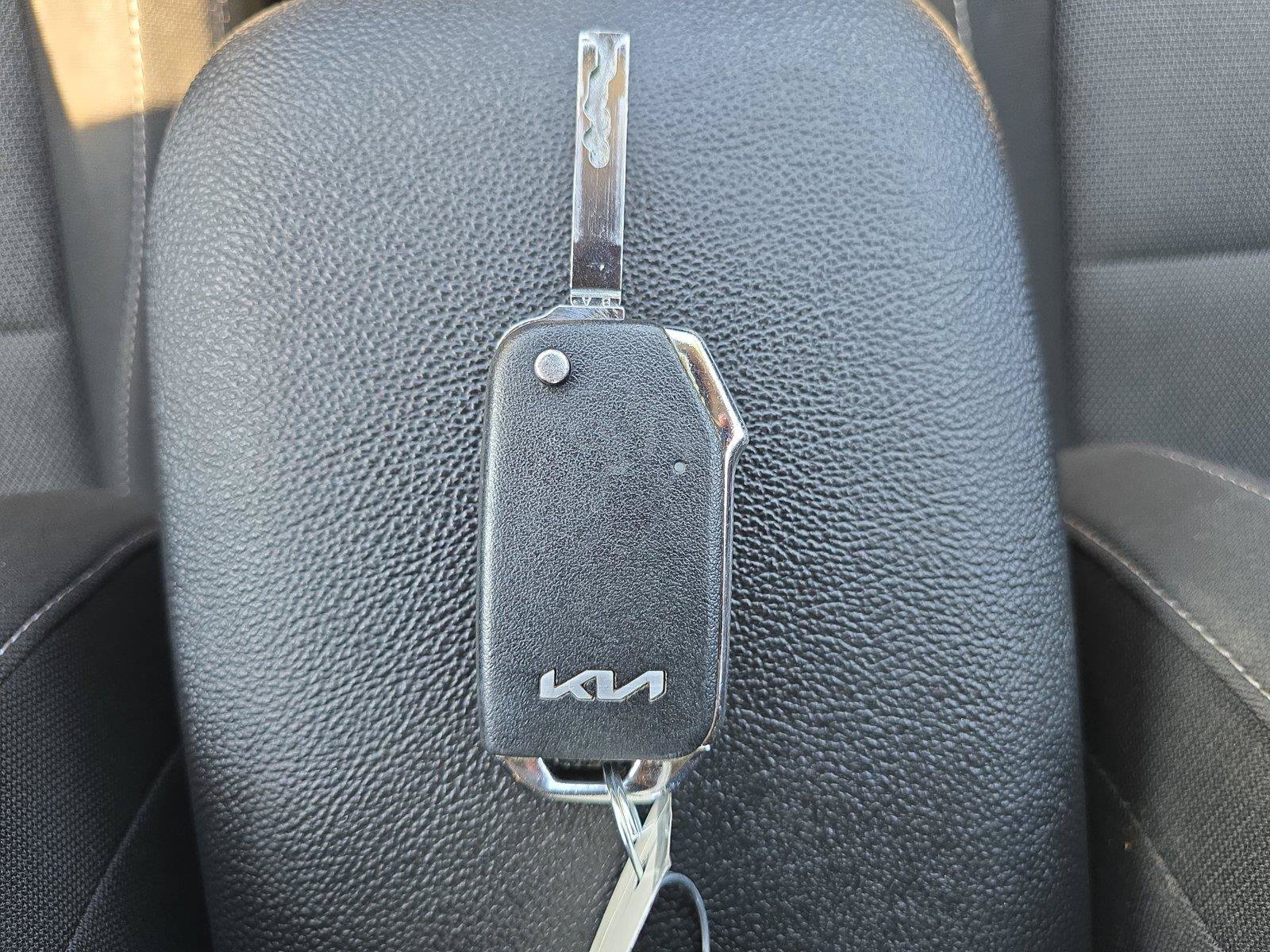 Used 2022 Kia Forte LXS FWD image 26