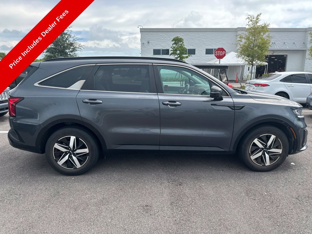 Used 2021 Kia Sorento S w/ Panoramic Sunroof Package FWD image 6