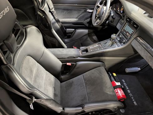 Used 2016 Porsche 911 GT3 RS image 23