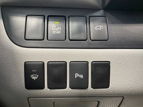 Used 2015 Toyota Highlander Limited AWD/4WD image 36