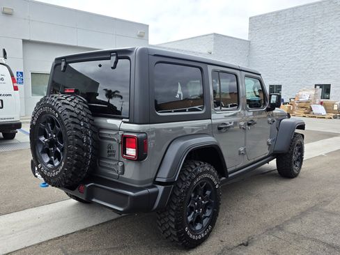 Used 2023 Jeep Wrangler Unlimited w/ 8.4" Radio Group AWD/4WD image 5