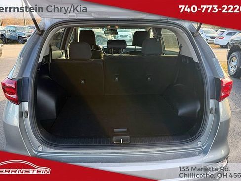 Used 2022 Kia Sportage LX image 22