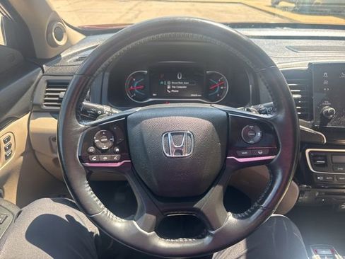 Used 2021 Honda Pilot Touring image 23