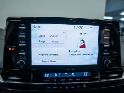 Used 2024 Toyota Sienna LE image 22