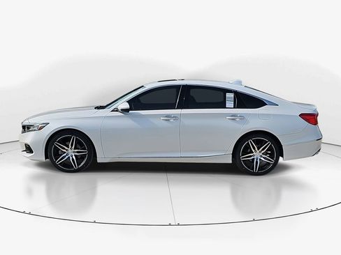 Used 2021 Honda Accord Touring image 4