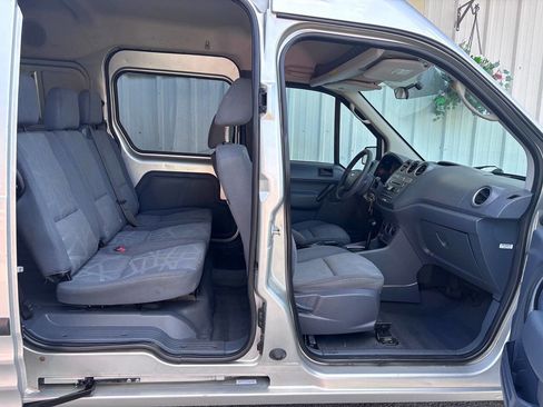Used 2013 Ford Transit Connect XLT FWD image 13