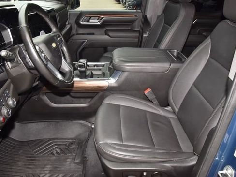 Used 2024 Chevrolet Silverado 1500 LT w/ Texas Edition Plus AWD/4WD image 13