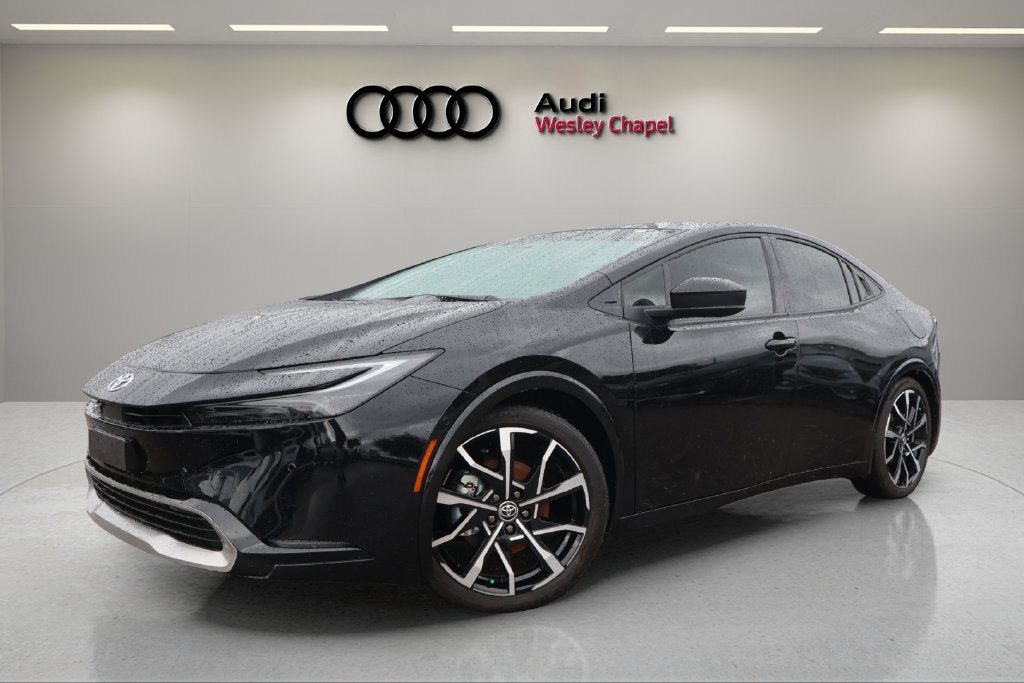 Used 2026 Toyota Prius Plug-In Hybrid w/ Limited Premium Package FWD image 1