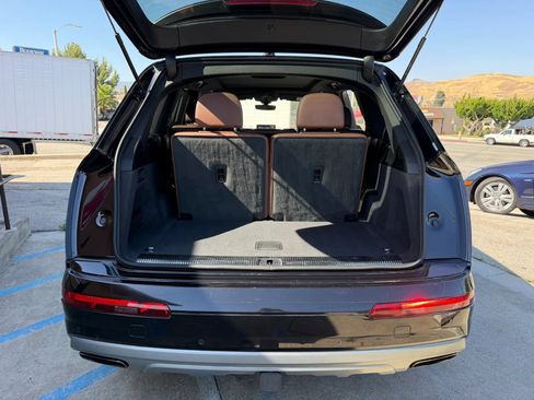 Used 2019 Audi Q7 3.0T Premium Plus AWD/4WD image 28