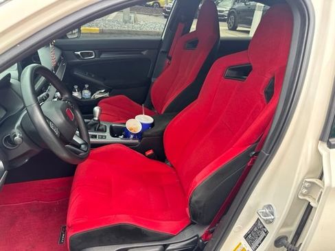 Used 2024 Honda Civic Type R image 7