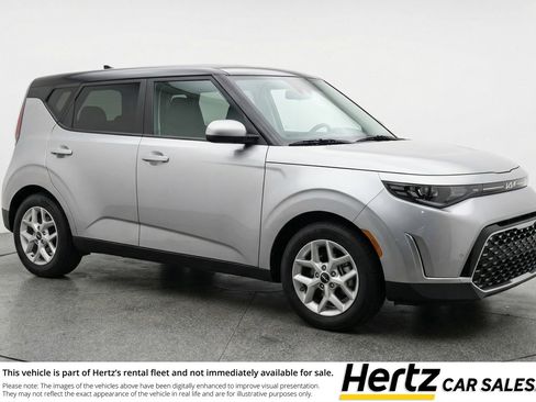 Used 2025 Kia Soul LX w/ LX Technology Package image 1