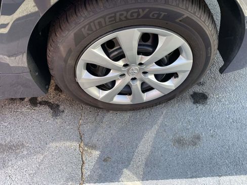 Used 2026 Toyota Corolla LE image 21