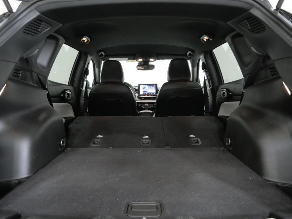 Used 2023 Jeep Compass Limited AWD/4WD image 22
