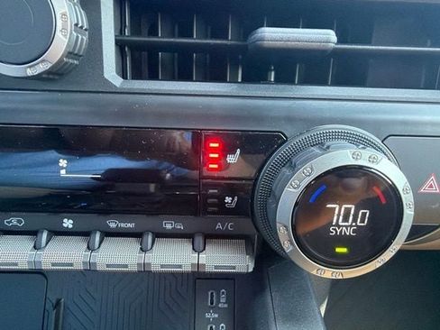 Certified 2025 Toyota 4Runner Limited AWD/4WD image 25