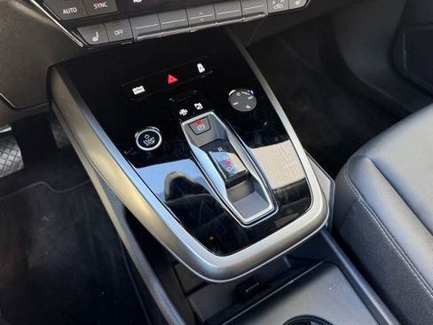 Certified 2025 Audi Q4 e-tron Premium Plus w/ Premium Plus AWD/4WD image 16